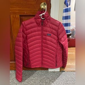 Pink Women’s Patagonia Puffer Jacket Size M